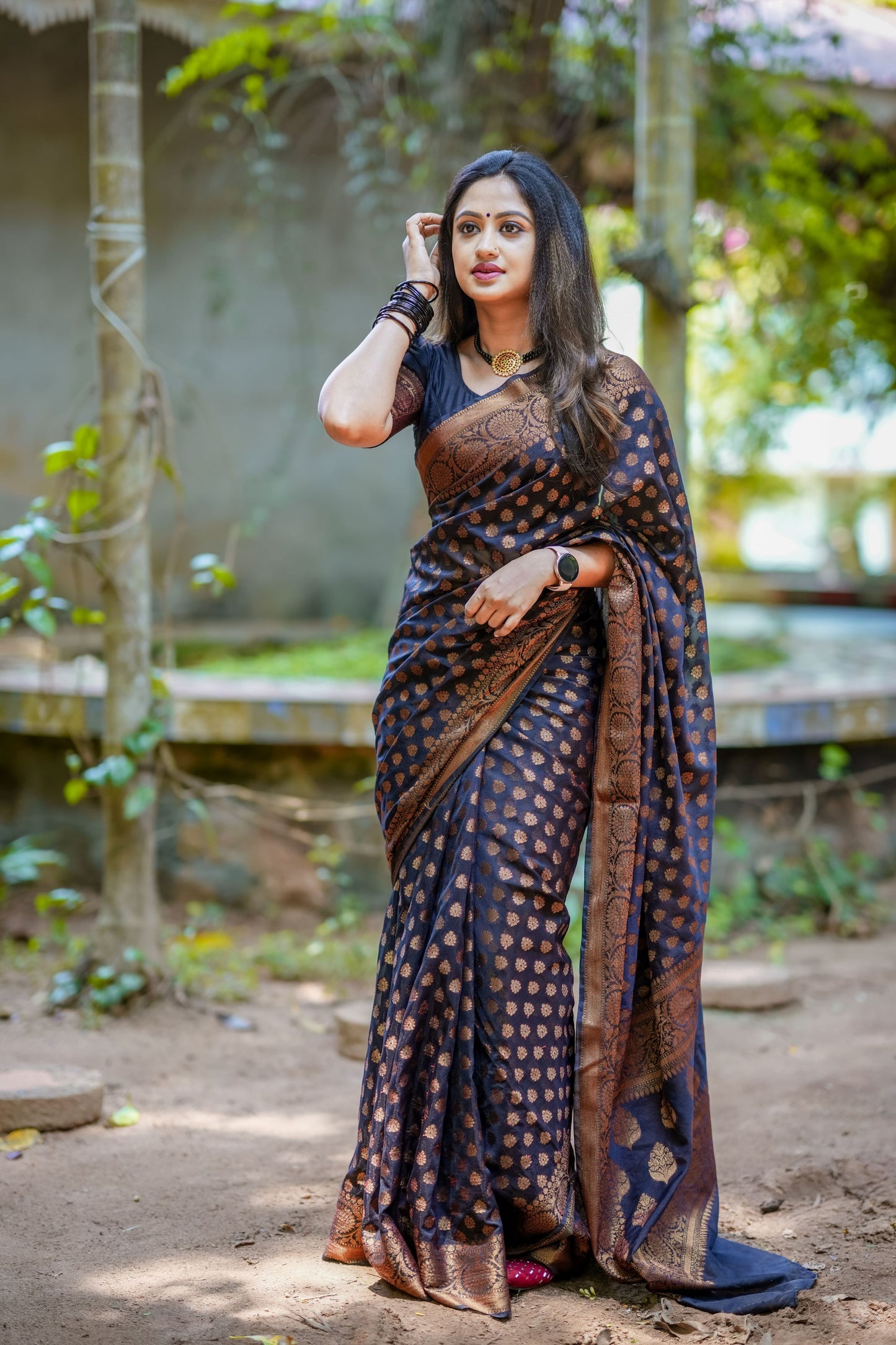 Black Banaras butti Soft Georgette silk