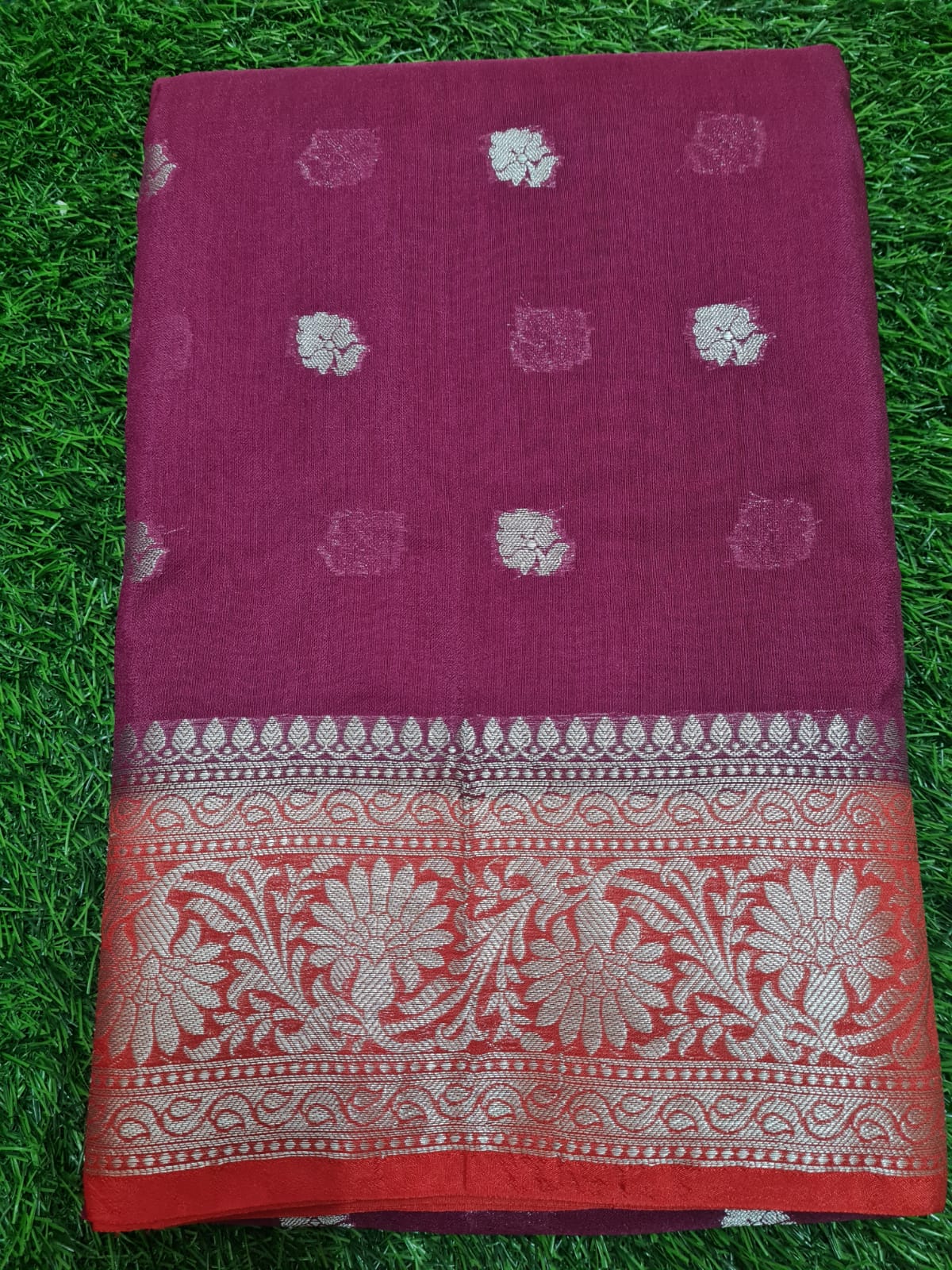 Magenta Soft khaddi Chiffon Handloom - AbirabyBeena