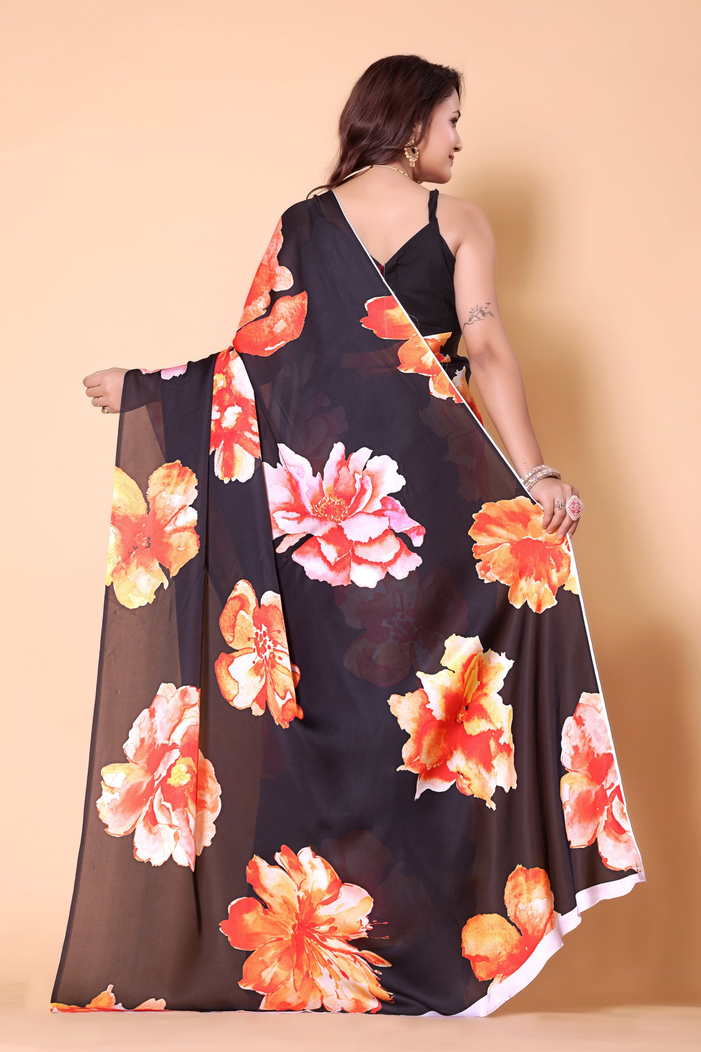 Printed Crepe Silk Saree - Black Flowerer