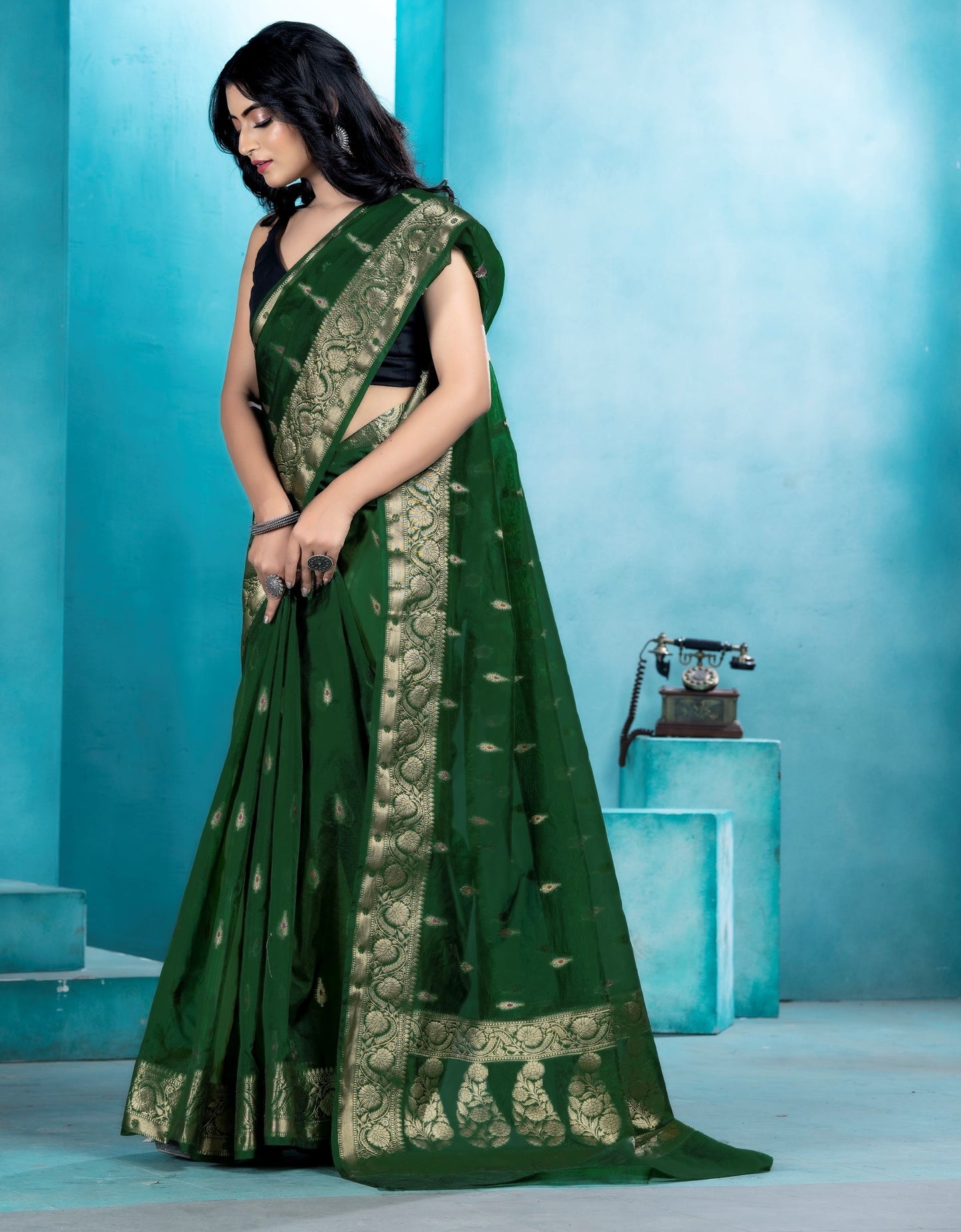 Green Organza soft silk - Mina