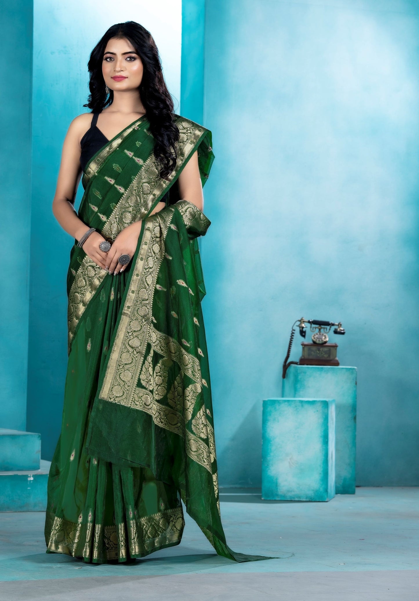 Green Organza soft silk - Mina