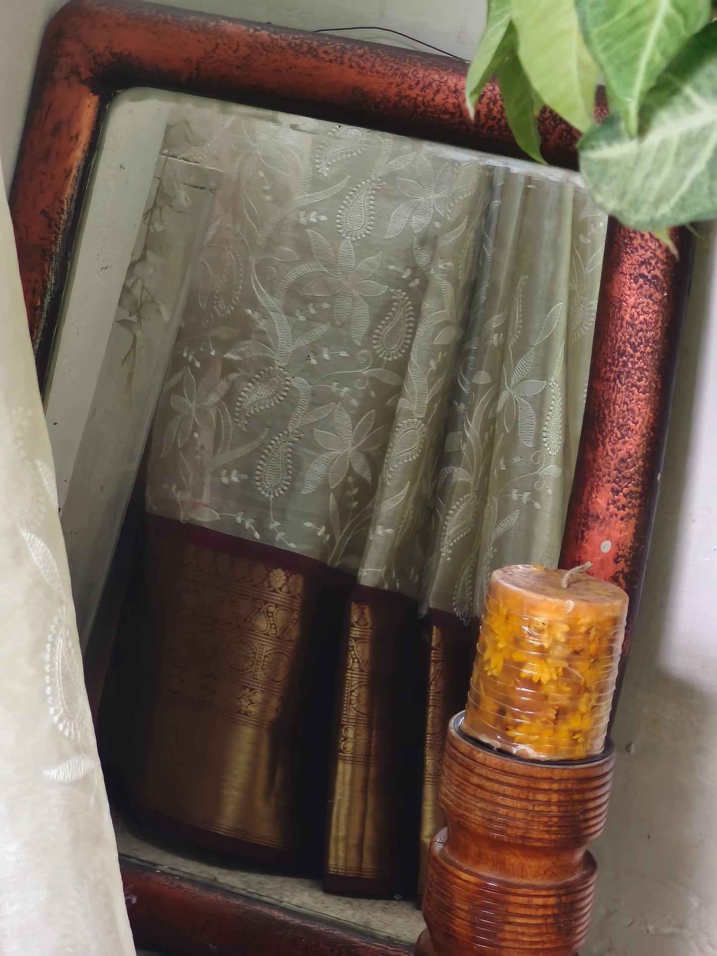 Ivory Bloom Tissue Embroidery Saree – Off White