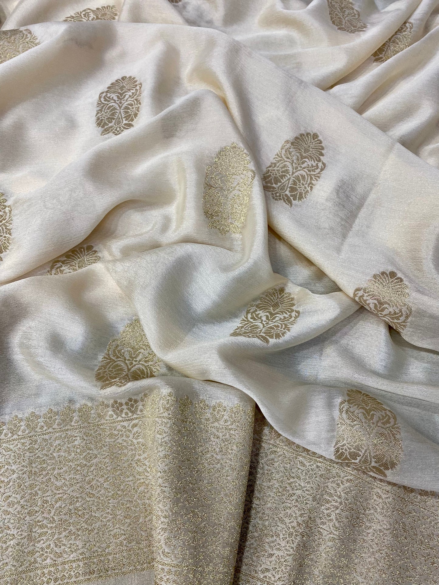 Cream Banaras Crepe Silk - Nethra