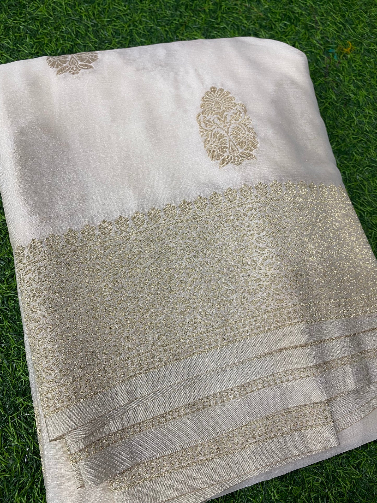 Cream Banaras Crepe Silk - Heena