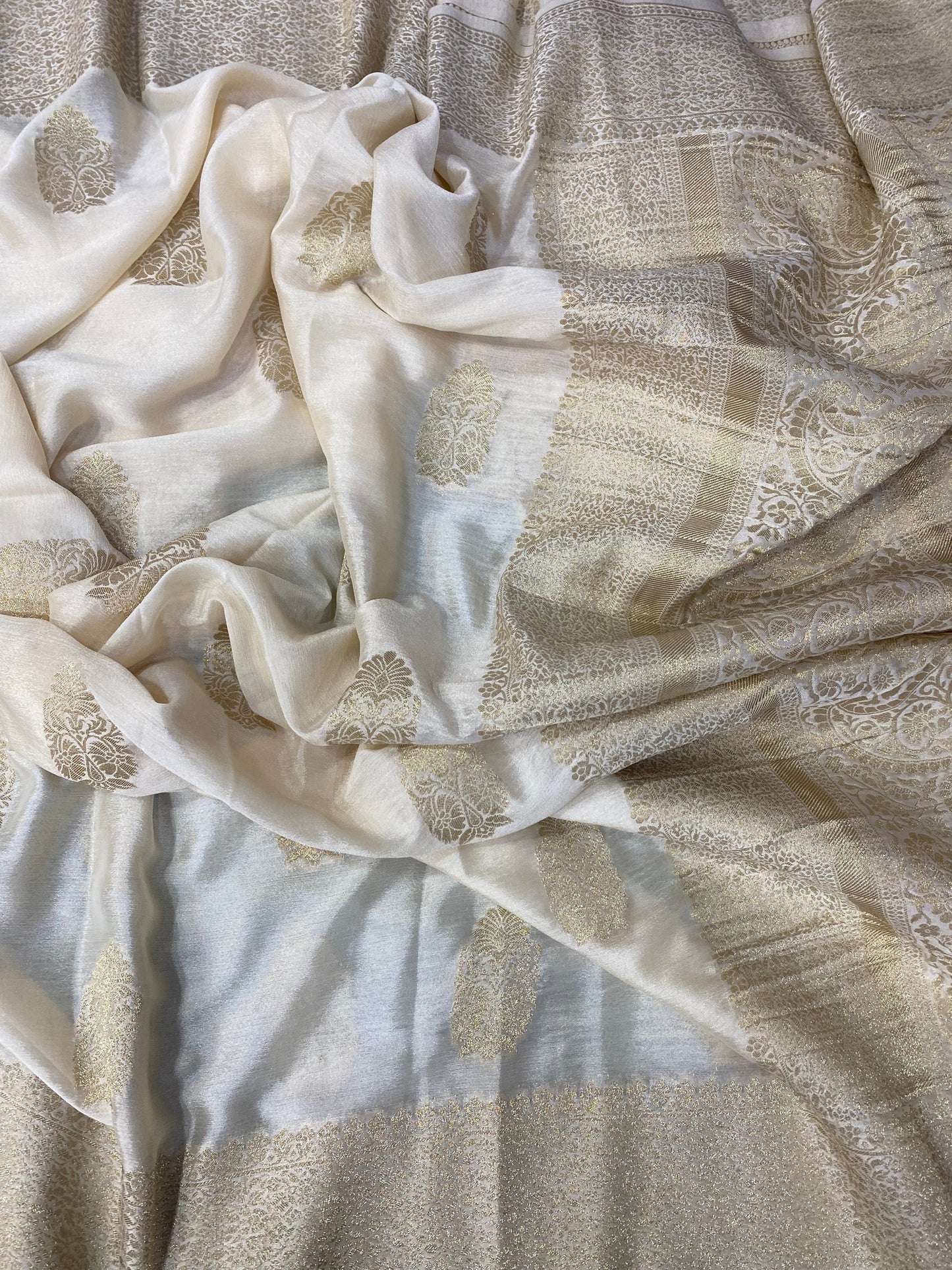 Cream Banaras Crepe Silk - Nethra