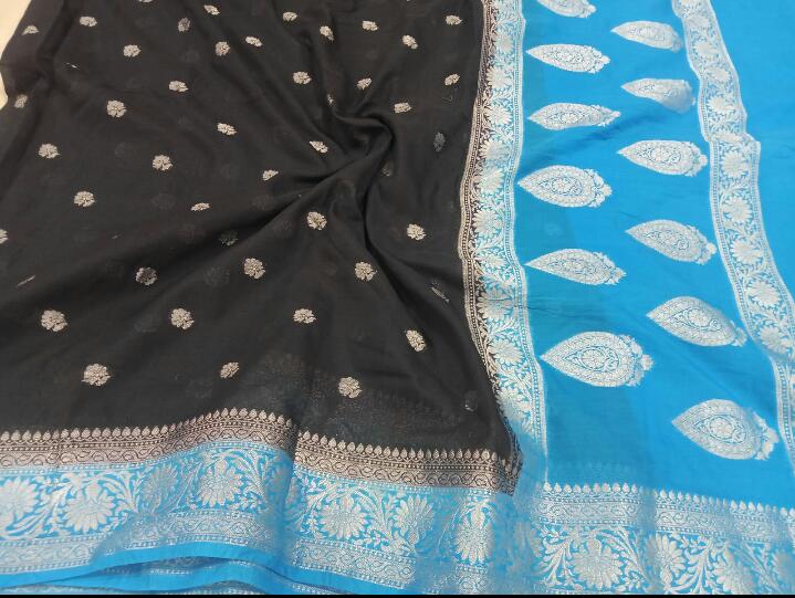 Black Soft khaddi Chiffon Handloom - AbirabyBeena